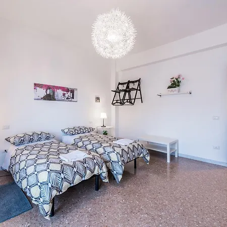Red - Youtown Apartment Bari